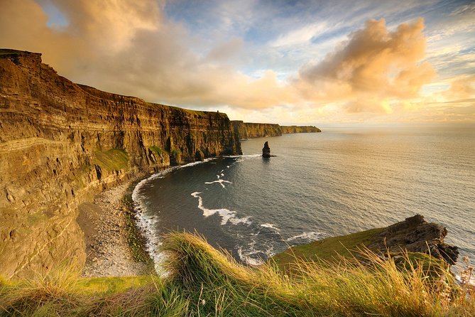 12:00 Cliffs of Moher Tour - Why the Cliffs of Moher make a fine Galway day trip