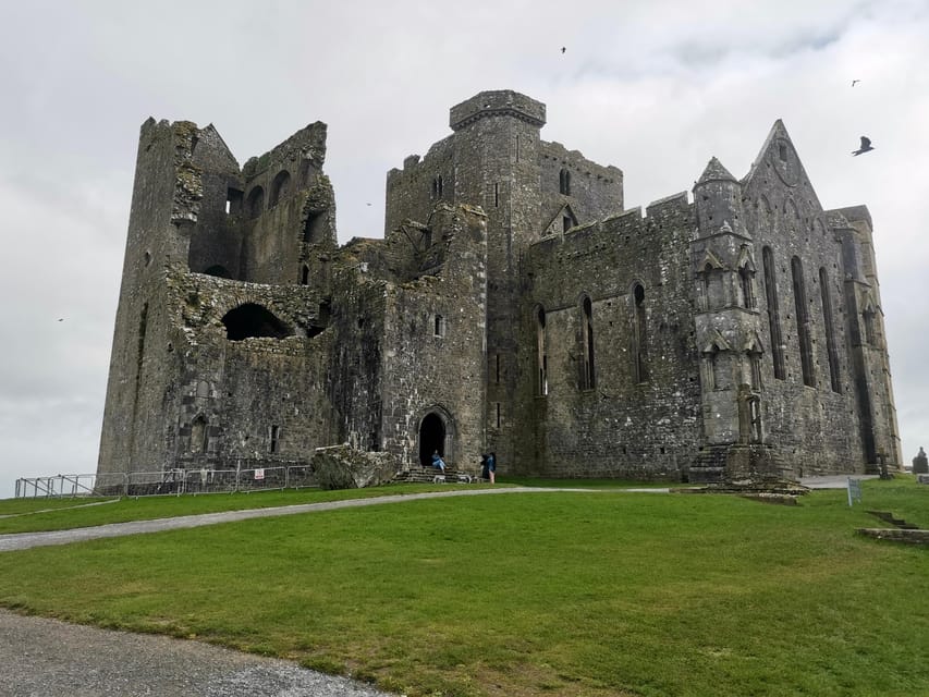 Blarney Castle: Private Guided Day Tour from Dublin - The road to Blarney is part of the bargain
