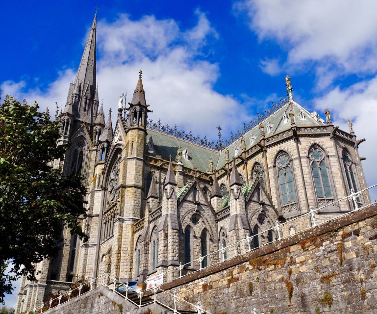 Cobh: Guided Historic Walking Tour - From famine to independence
