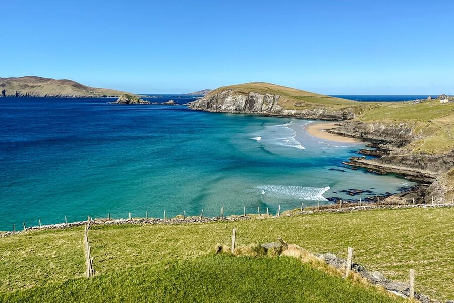 Dingle: Slea Head Photo And Sightseeing Tour - Back roads, storm beaches, and the Blasket Islands