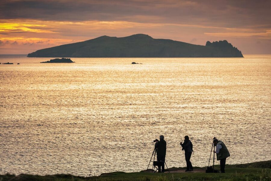 Dingle: Slea Head Sunset & Magic Hours Photo Tour - Gallarus Oratory and Kilmalkedar Church