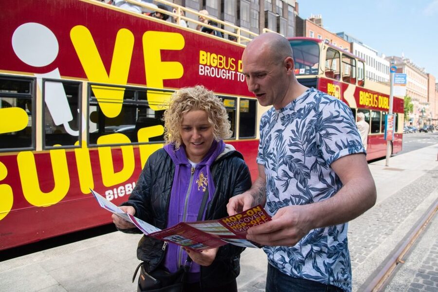Dublin: Big Bus Hop-On, Hop-Off Tour with Live Guide - What the live guide adds