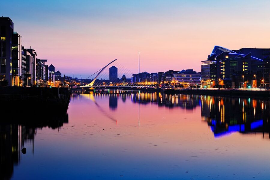 Dublin: Big Bus Panoramic Night Tour with Live Guide - From the GPO to Dublin’s Docklands