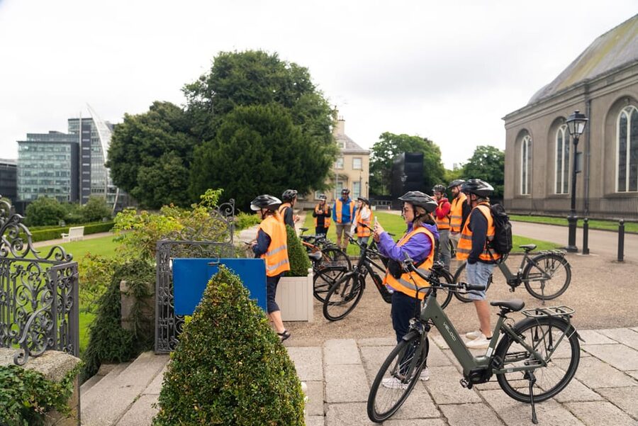 Dublin: Bike & E-Bike Tour with a Local Guide - St Patrick’s Tower and The Digital Hub