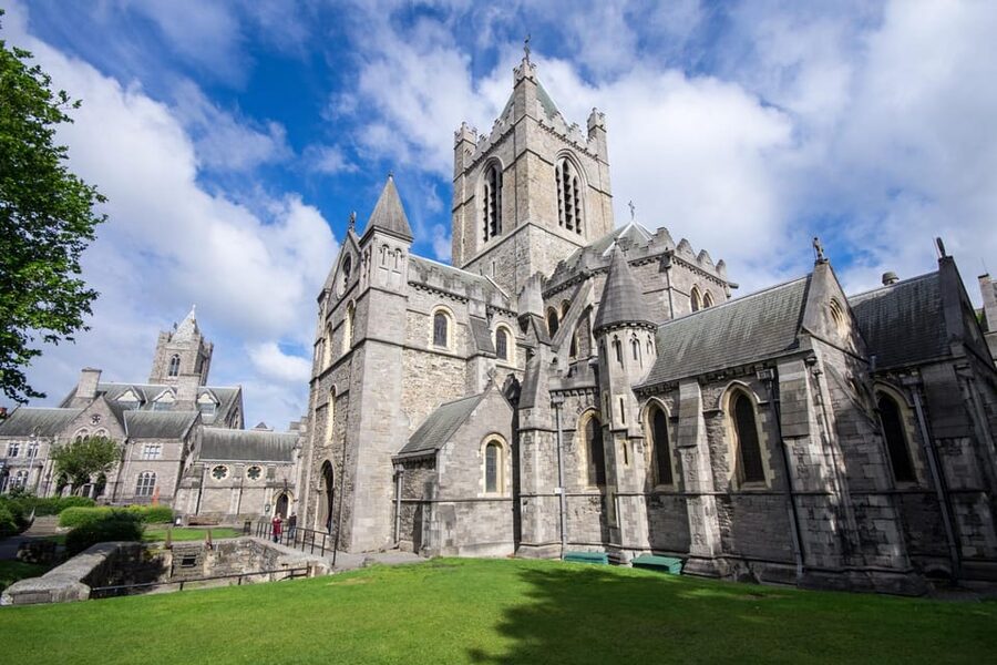 Dublin: Book of Kells, Dublin Castle and Christ Church Tour - What makes this Dublin walk worth your time