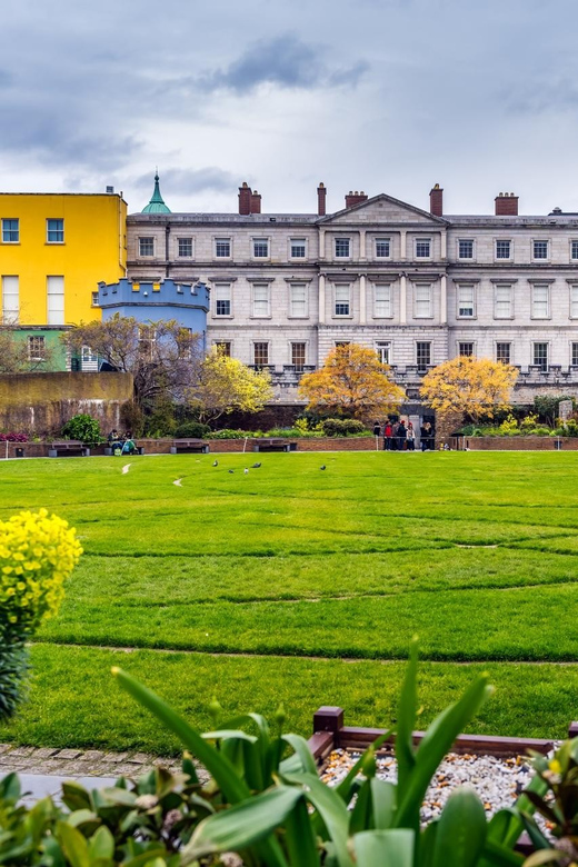 Dublin: Book of Kells, Dublin Castle and Christ Church Tour - St. Andrew’s Church and the Molly Malone story