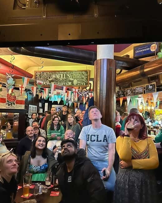 Dublin: City Pub Crawl Experience - Who should book this experience?