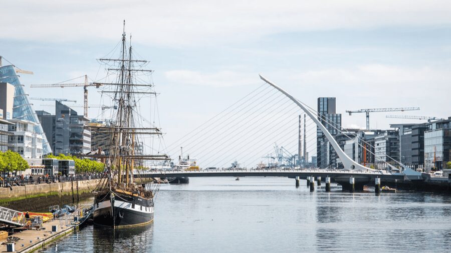 Dublin: EPIC Museum and Jeanie Johnston Entry Ticket - How EPIC’s self-guided format works for you