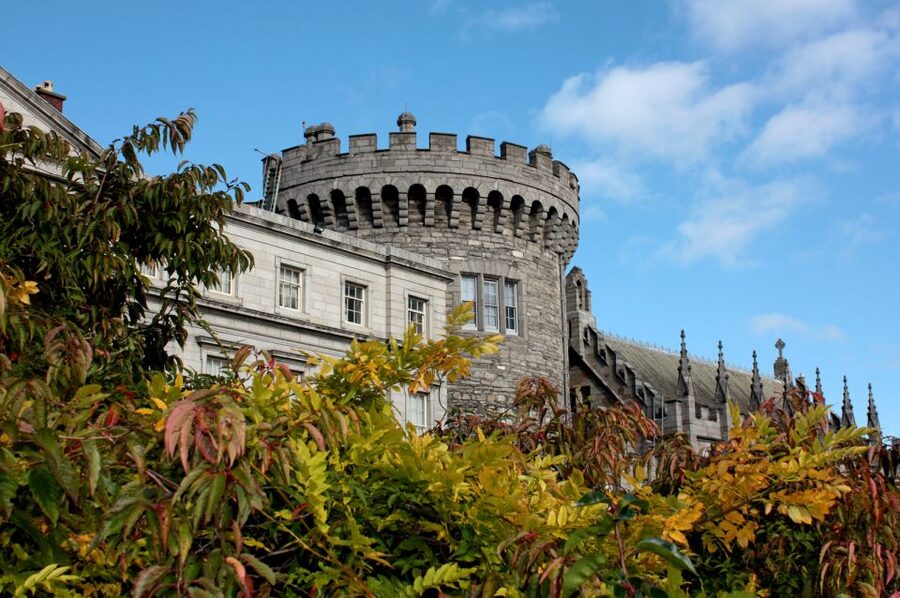 Dublin: Fast-Track Book of Kells Ticket & Dublin Castle Tour - Dublin Castle’s gardens and outdoor history