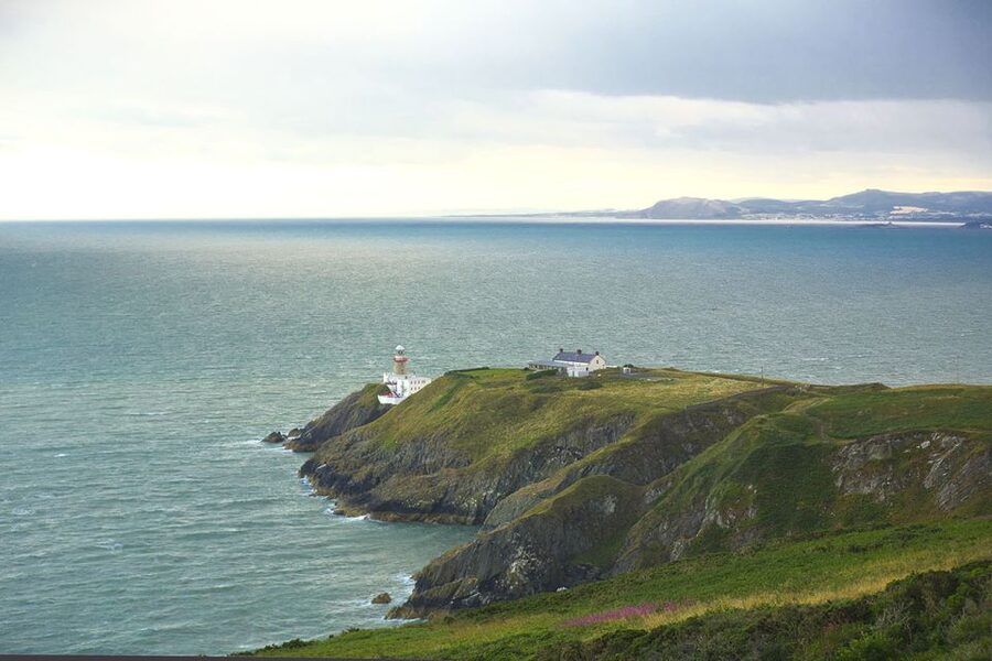 Dublin: Full-Day Howth and Malahide Castle Tour - Malahide Castle and its 800-year family story