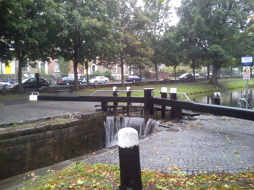 Dublin: Grand Canal Cruise with Dinner - Who will enjoy this most