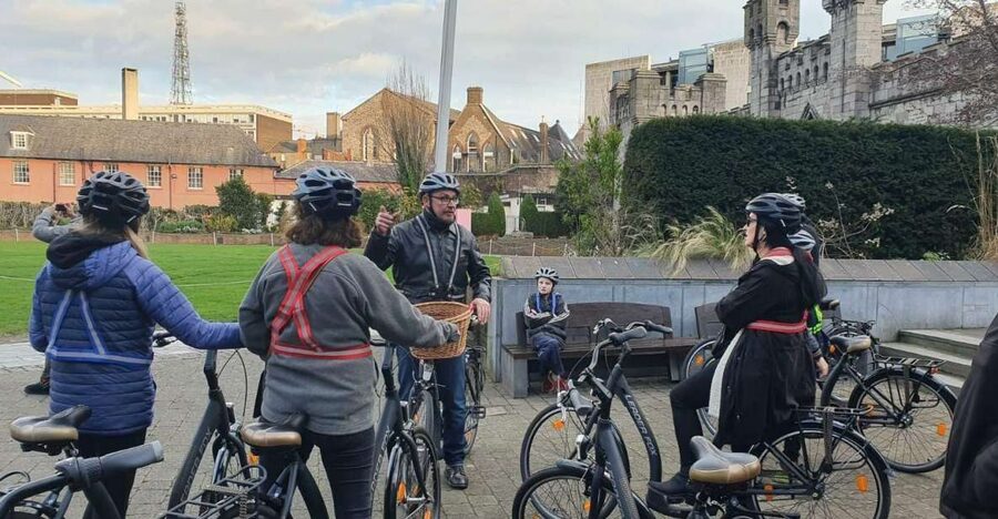 Dublin: Guided Bike & E-Bike Tour - Canals and the River Liffey: Dublin’s natural route lines