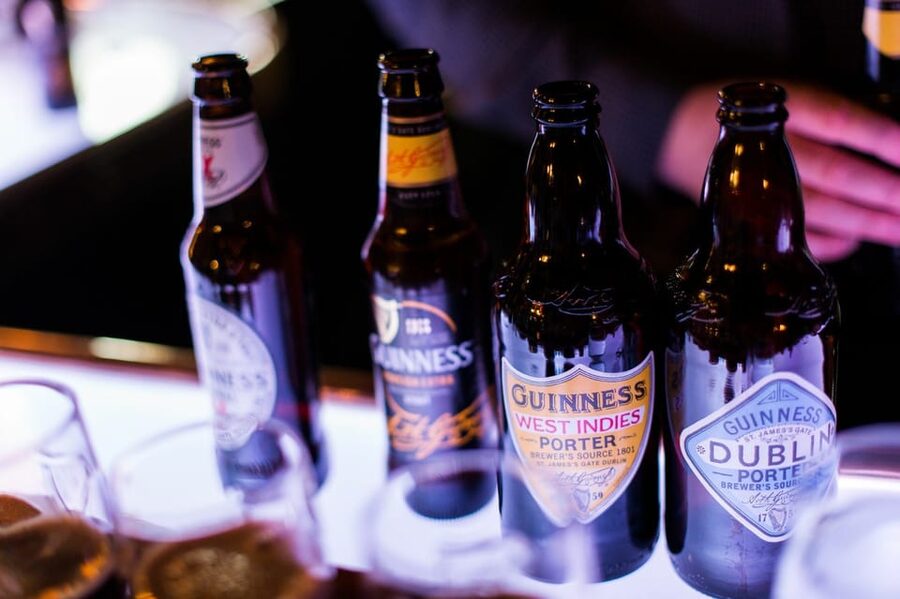 Dublin: Guinness Storehouse Connoisseur Experience - Finishing with a pint and Dublin views