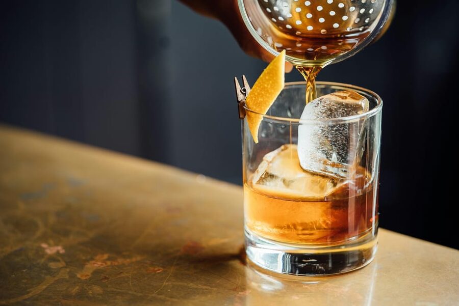 Dublin: Guinness Storehouse, Roe & Co Irish Whiskey Tour - The walk through Dublin’s old whiskey district