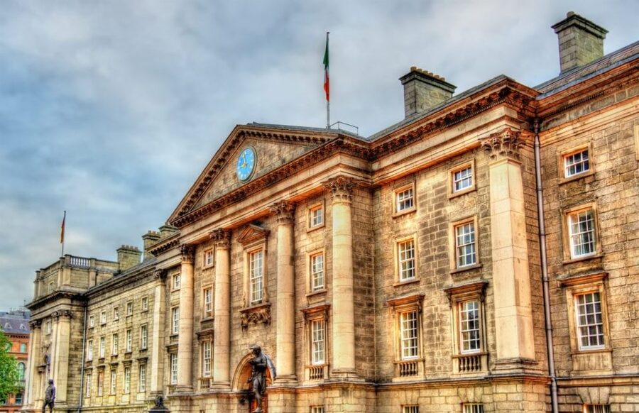 Dublin: Historical and Cultural Historical Walking Tour - O’Connell Bridge and the city’s grander scale