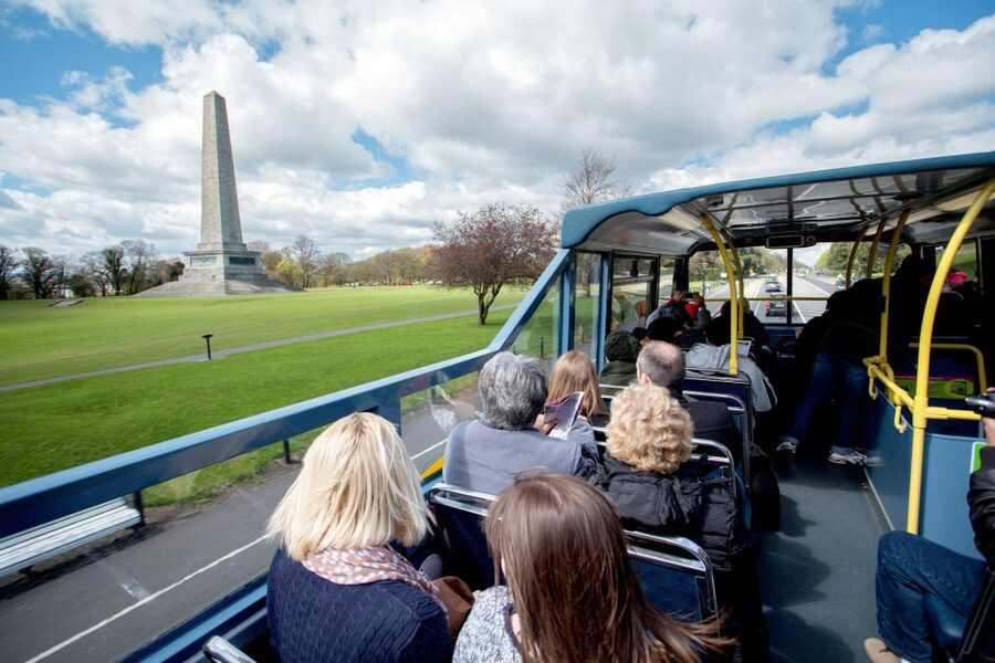Dublin: Hop-on Hop-off Bus Tour - Guinness, whiskey, and Kilmainham