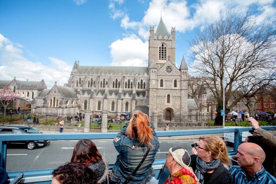 Dublin: Hop-on Hop-off Bus Tour - Phoenix Park and the western loop