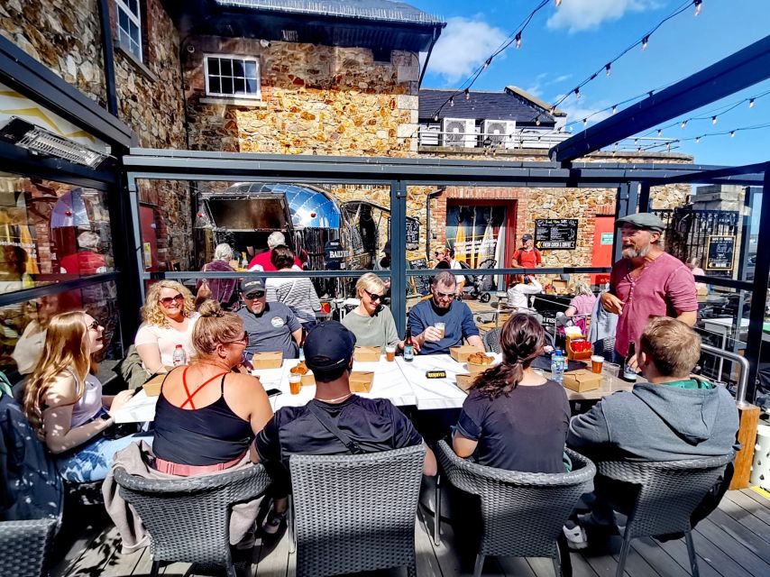 Dublin: Howth Coastal Craft Beer and Seafood Tour - The oldest pub and Howth’s local story