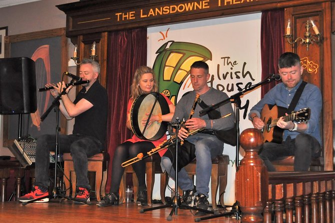 Dublin Irish House Party Live Show, Dinner Option Available - The show begins with instruments and stories