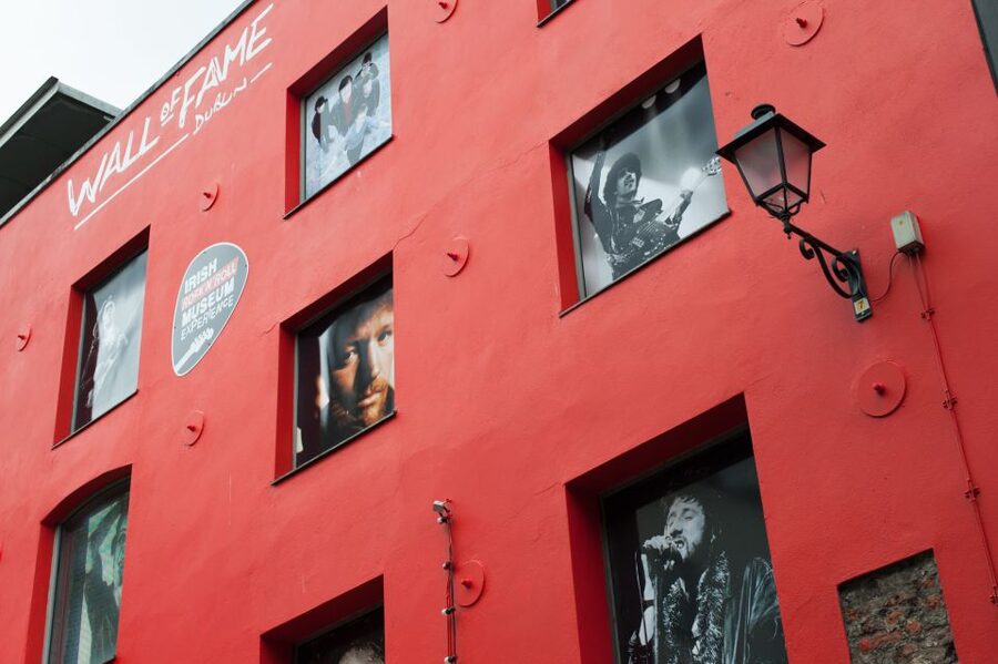 Dublin: Irish Rock 'N' Roll Museum with Tour in English - Why Temple Bar makes the right setting