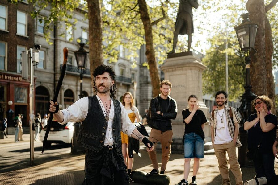 Dublin: Legends, Ghosts & Ghouls Walking Tour - Dublin Castle and the city’s haunted past