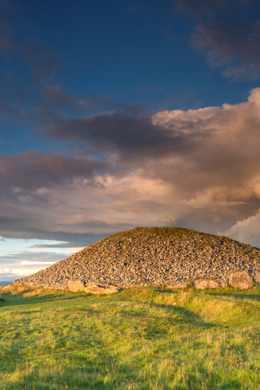 Dublin: Private Boyne Valley and Trim Castle Day Tour - Slane lunch and the Boyne River Valley