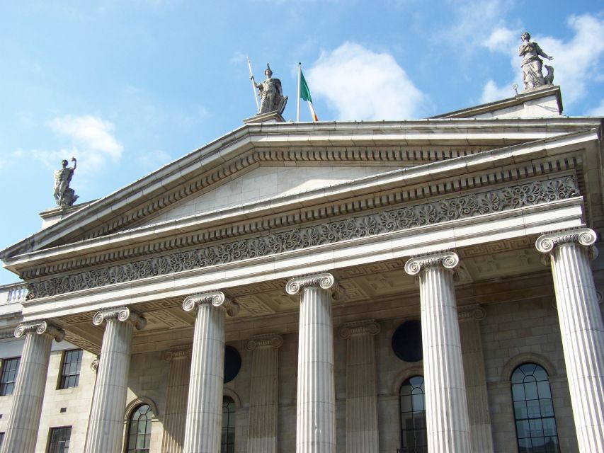 Dublin: Private City Tour in German - Hotel pickup, weather, and access