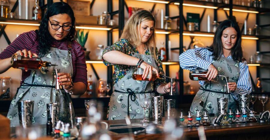 Dublin: Roe and Co Distillery Cocktail Workshop Experience - Should you book it?