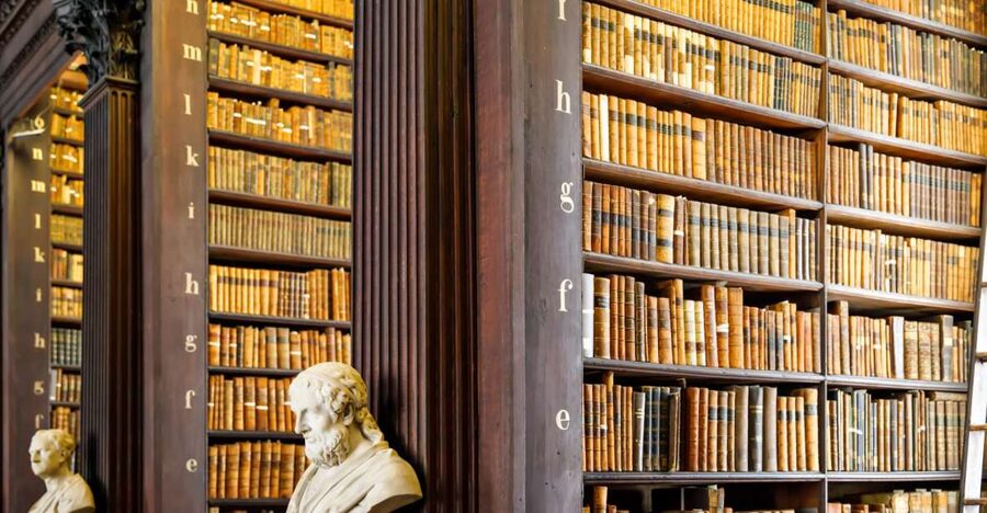 Dublin: Skip-the-line Book of Kells & Old Town Private Tour - Why the Book of Kells is worth your Dublin time
