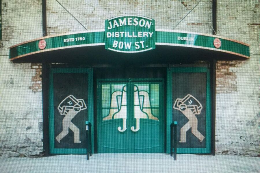 Dublin: Skip-the-Line Guinness and Jameson Whiskey Tour - Guinness Storehouse Takes Up The Final 90 Minutes