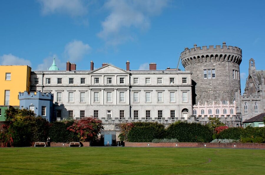 Dublin: St Patrick's, Book of Kells, and Dublin Castle Tour - What the optional Guinness upgrade changes