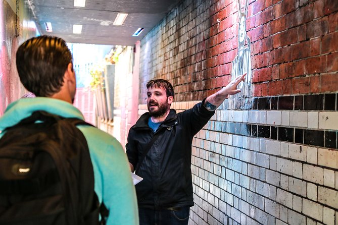 Dublin : Street Art Walking Tour - Why this Dublin walk works better than a simple mural tour