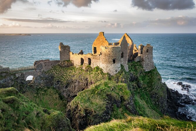 Dublin to Belfast, Dunluce Castle and Giant's Causeway Day Tour - Two and a half hours at Giant’s Causeway