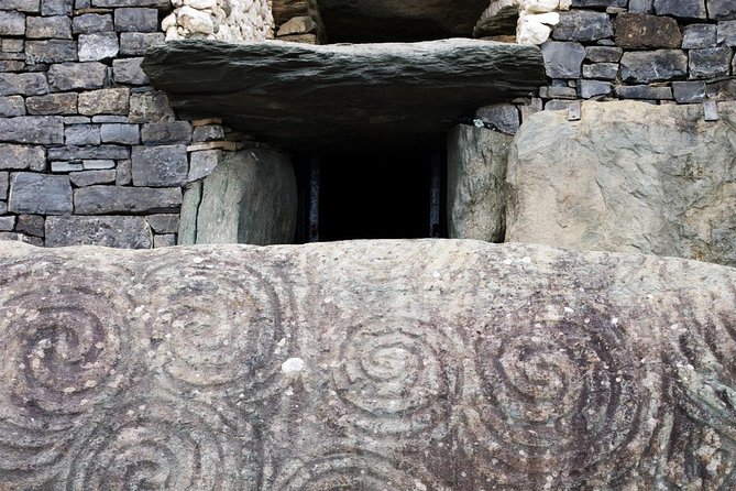 Dublin to Newgrange, Monasterboice Small Group Guided Tours - Oldbridge and the Battle of the Boyne