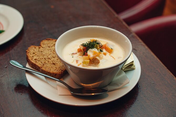 Dublin Traditional Irish 3 Course Meal Walking Tour with Local - What you eat at the three venues