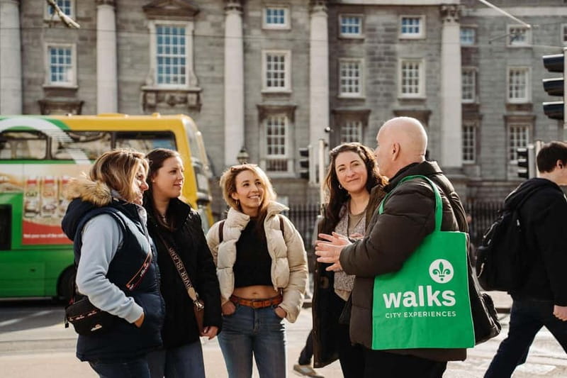 Dublin: Trinity College, Castle, Guinness and Whiskey Tour - Dublin Castle and the cathedral exteriors
