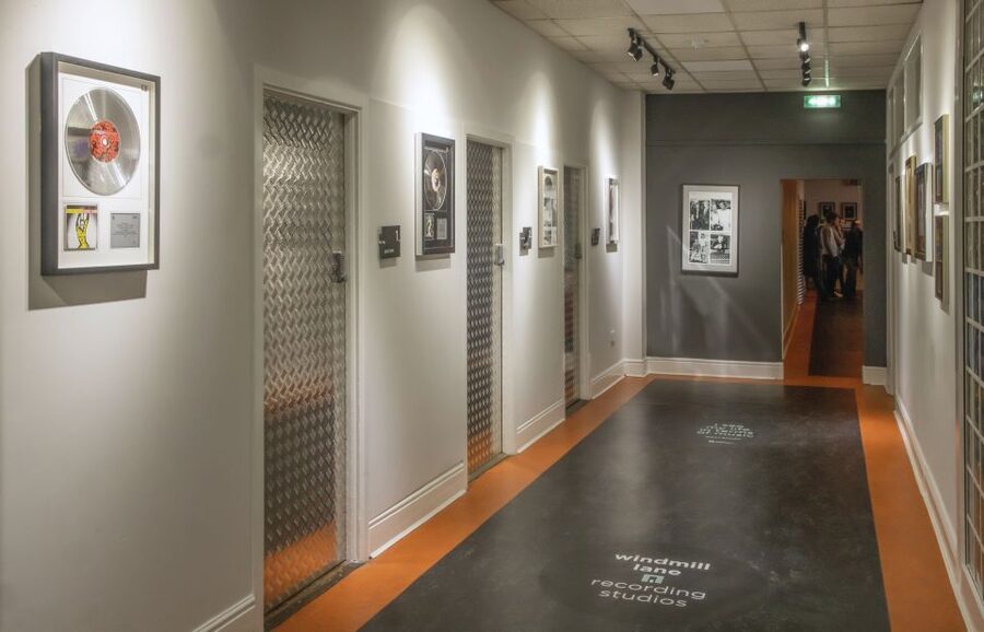 Dublin: Windmill Lane Recording Studios Tour - Behind the famous metal doors