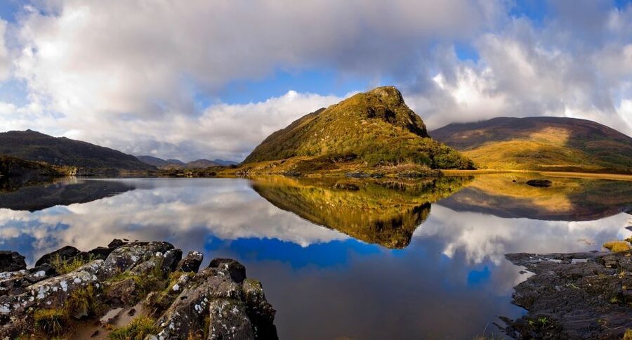 From Cork: Ring of Kerry Guided Day Trip - Dingle Bay, Inch Beach, and the open Atlantic