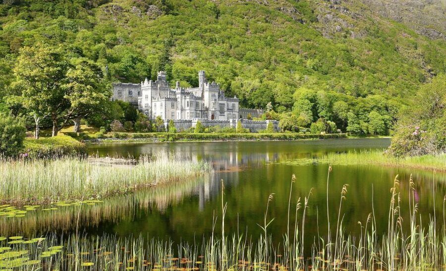 From Galway: Castles of Connemara Full-Day Tour - Kylemore Abbey and the time question