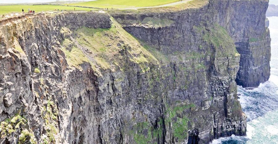 From Galway: Cliffs of Moher Half-Day Express Trip - Who should book this express coach trip