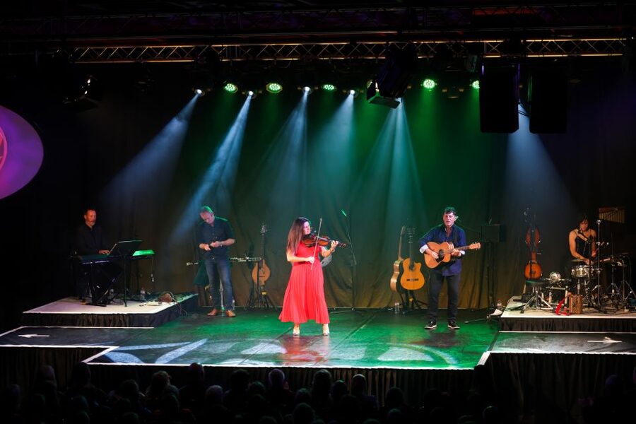 Galway: Trad on the Prom Ticket with Irish Music and Dancing - Is $40 good value?