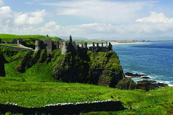 Giant's Causeway with the Titanic Exhibition and the best of Northern Ireland - Why this Dublin day trip works
