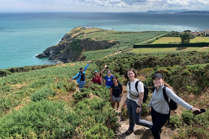 Howth Safari Hiking Tour - Starting with scones in Howth village