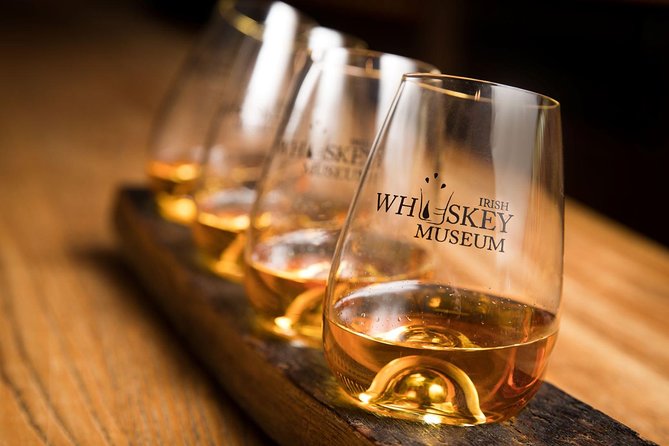 Irish Whiskey Museum: Whiskey Blending Experience - What the guides add to the hour