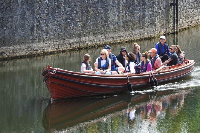 Kilkenny Boat Trip - Open boat comfort and Irish weather