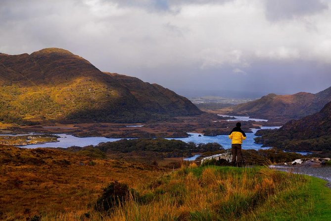Ring of Kerry Day Tour from Cork: Including Killarney National Park - Sneem, colorful houses, and Kenmare Bay