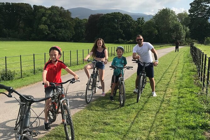 Self-Guided Bike Tour of Killarney National Park, Muckross Gardens & Waterfall - Muckross Traditional Farms and old rural life