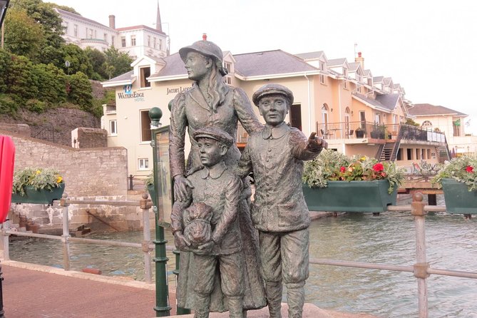 Shore Excursion From Cork: Including Blarney Castle and Kinsale - The Kinsale harbor view and Charles Fort