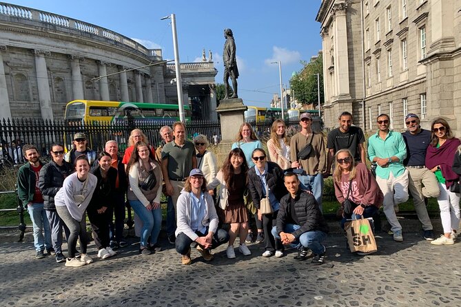 St Patrick's Cathedral, Book of Kells and Dublin Castle Tour - The Book of Kells and the reimagined Long Room