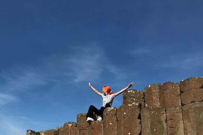 The Giant's Causeway, Dunluce Castel and Belfast - Spanish guide - Walking among the Giant’s Causeway stones
